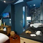 Hodinový hotel Sweety Loft Romantique Avec Jacuzzi