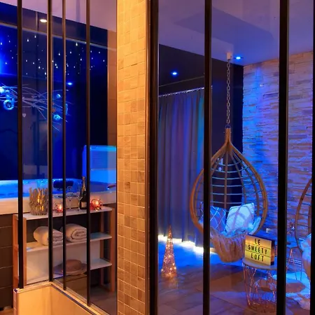 Sweety Loft Romantique Avec Jacuzzi Love hôtel *