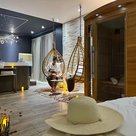 Sweety Loft Romantique Avec Jacuzzi Love hôtel *